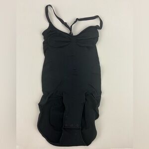 Skims Seamless Sculpt Brief Bodysuitt Black NWOT